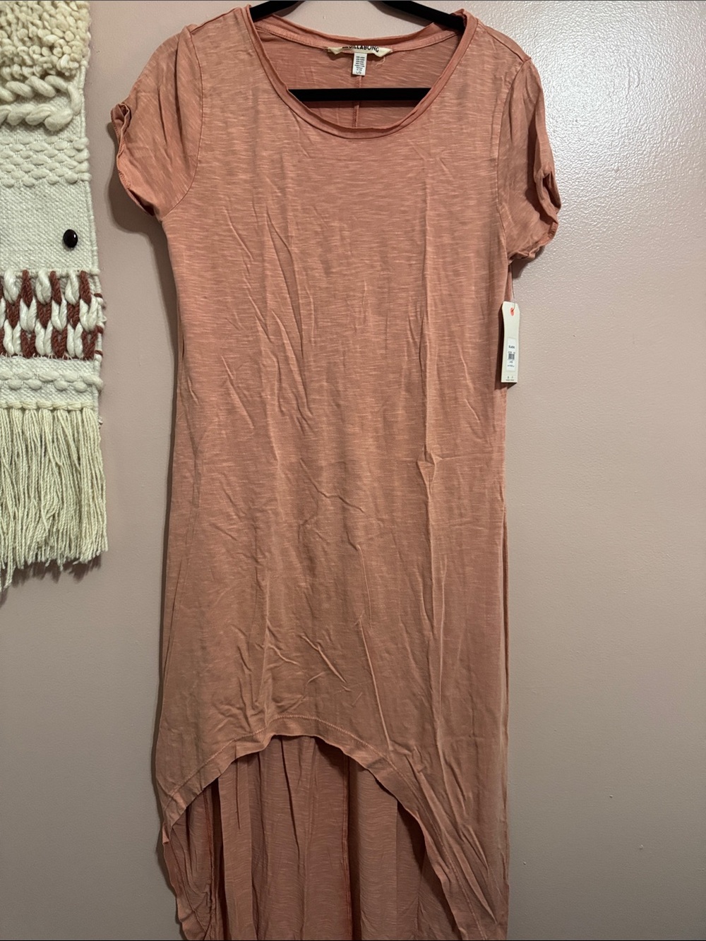 Billabong High-Low Short Sleeve Dress in Dusty Peach